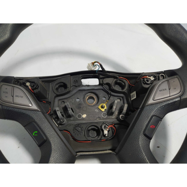 Volante Com Controle Multimídia Rádio Ligação Hb20 2016