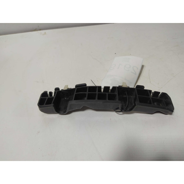 Guia De Parachoque Dianteiro Esquerdo Hyundai  Hb20 2013