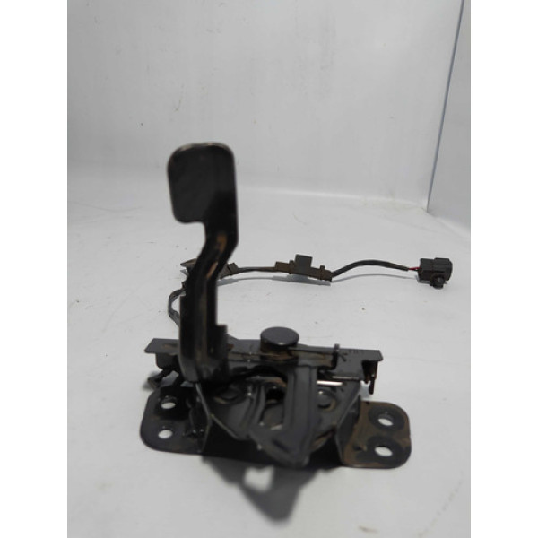 Fechadura Do Capô Hyundai Hb20 Hb20s Original 811301s010