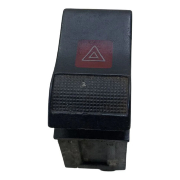 Botão Interruptor Pisca Alerta Santana 1991 A 1999 Preto