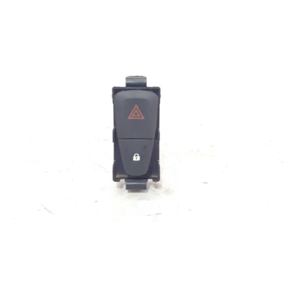 Botão Alerta Trava Logan Sandero 15 A 19 E3160101 28678 Preto