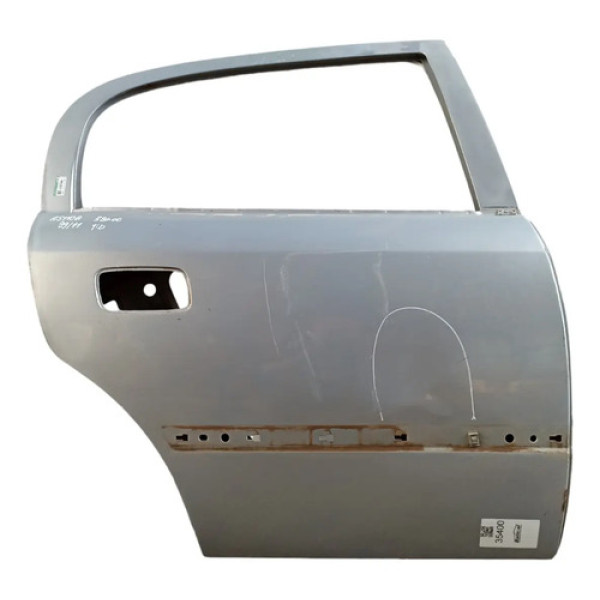 Porta Traseira Direita Chevrolet Astra 1999 A 2011 Detalhe Traseira Direito Prata