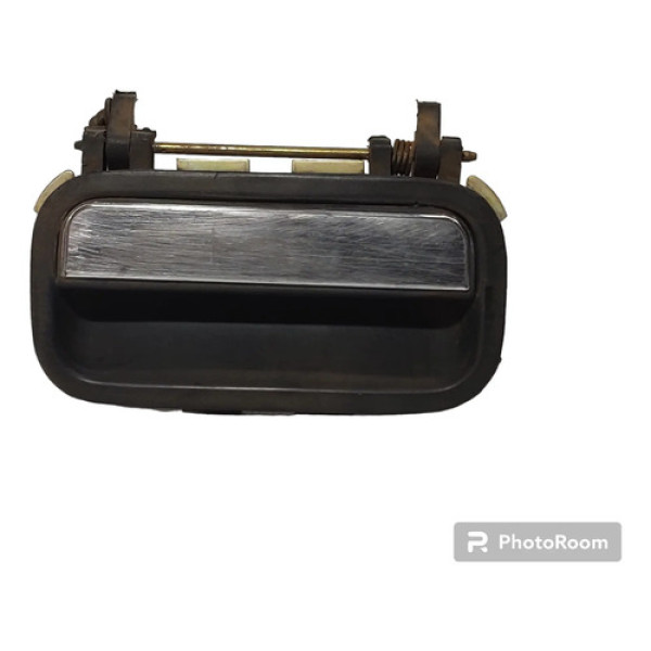 Maçaneta Ext Traseira Direita Corsa Classic 96/10 24244 Preto E Cromada Traseira