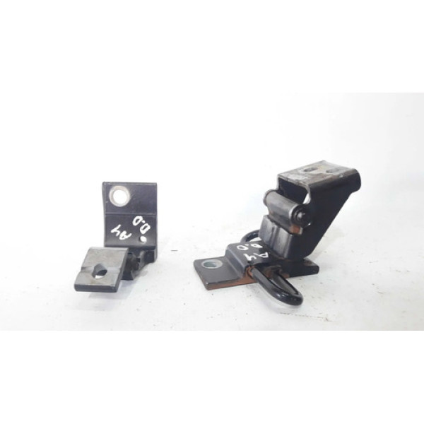 Dobradiça Porta Dianteira Direita Audi A4 97/0 8d0831412