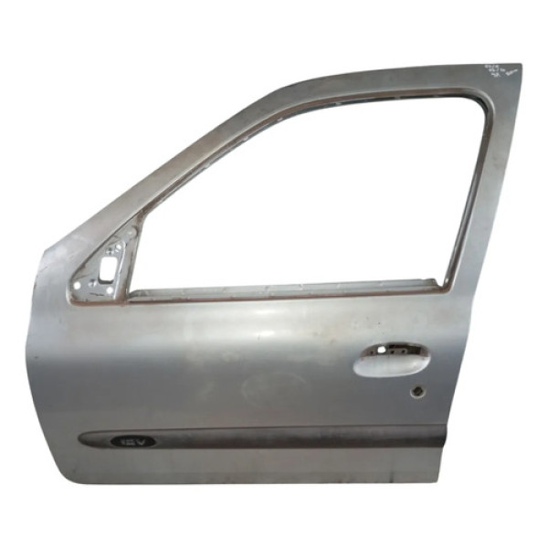 Porta Dianteira Clio 4p Esq 2002 2003 2004 2005 2006 A 2010 Prata