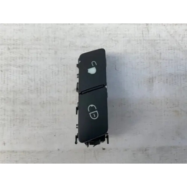 Botão Trava Porta Dianteiro Direito Mercedes C180 2011 2012
