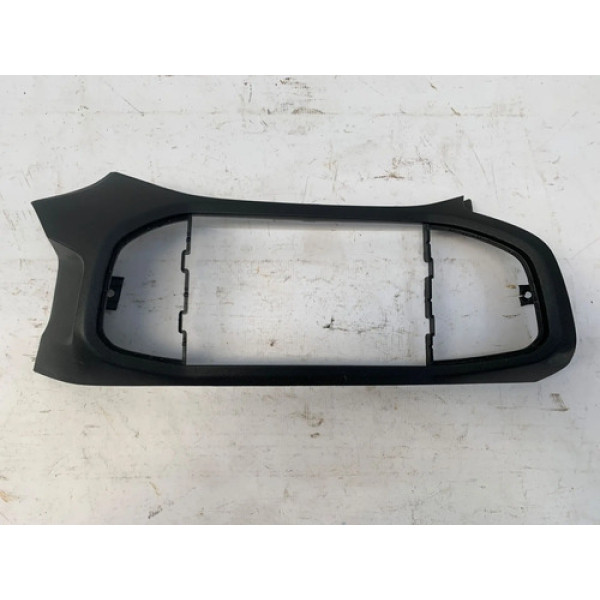 Moldura Central Multimidia Painel Gm Onix Lt 2012 2019 Det Preto