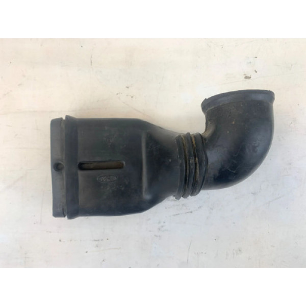 Duto Conexão Tomada Ar Ford Escort 1.8 1997 2003 97ab9a675aa