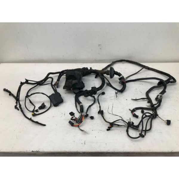 Chicote Cofre Farol Nissan Versa 1.6 16v Sl Aut 2015 2019