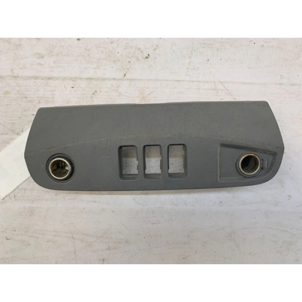 Moldura Painel Acendedor Toyota Hilux 4x4 2008 Cinza