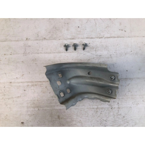 Suporte Para Lama Esquerdo Longarina Jeep Compass 2016 2021 Branco