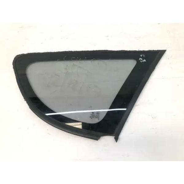 Vidro Vigia Fixo Traseiro Direito Jac J6 2012 Detalhe