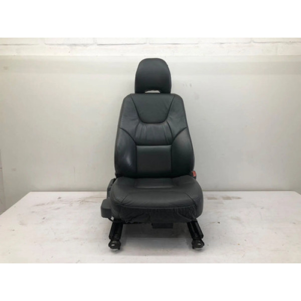 Banco Dianteiro Direito Volvo V70 2.4 2000 2006 Preto