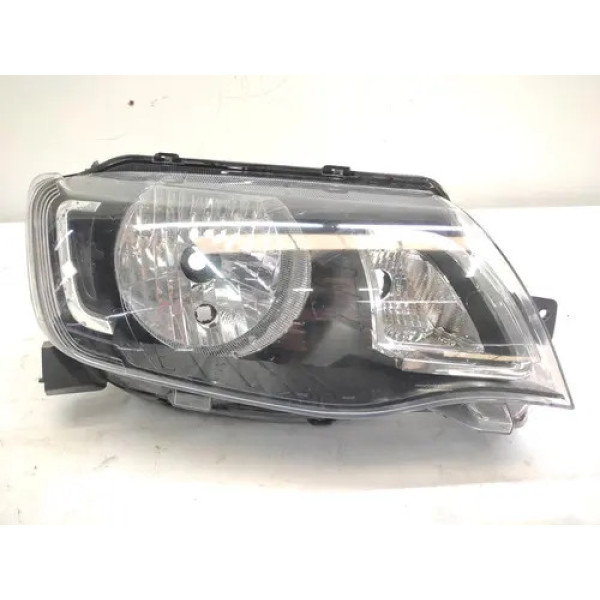 Farol Direito Renault Kwid 2017 2021 Detalhe