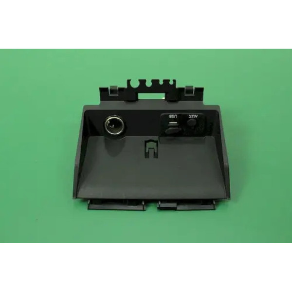 Tomada Auxiliar De Usb Subaru 2016