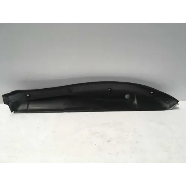Vedação Suporte Para Lama Esquerdo - Mercedes C200 2008 2011
