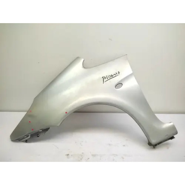 Para Lama Esquerdo Citroen Picasso 2001 2006 Detalhe Prata