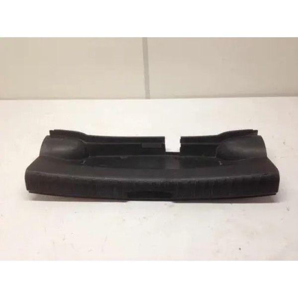 Acabamento Soleira Porta Malas Bmw 120i 2008 Preto