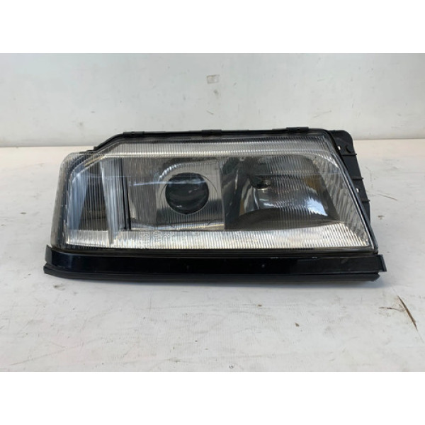 Farol Direito Alfa Romeo 164 1993 1997 Detalhe Direito/passageiro