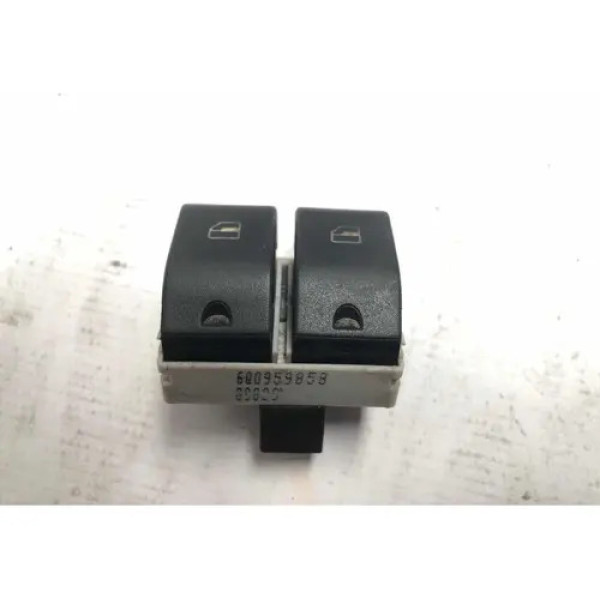 Botão Vidro Elétrico Porta Dianteiro Esquerdo Vw Voyage G5