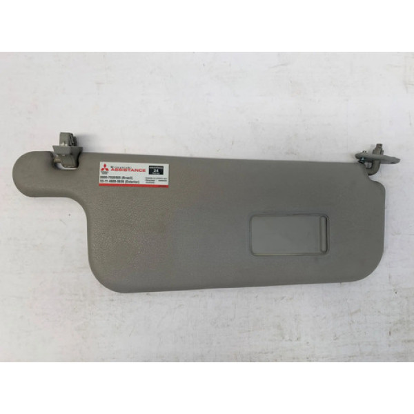 Quebra Sol Direito Mitsubishi Pajero Tr4 2003 2008