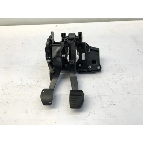 Pedaleira Freio Embreagem Citroen C3 1.5 2013 2016 Detalhe