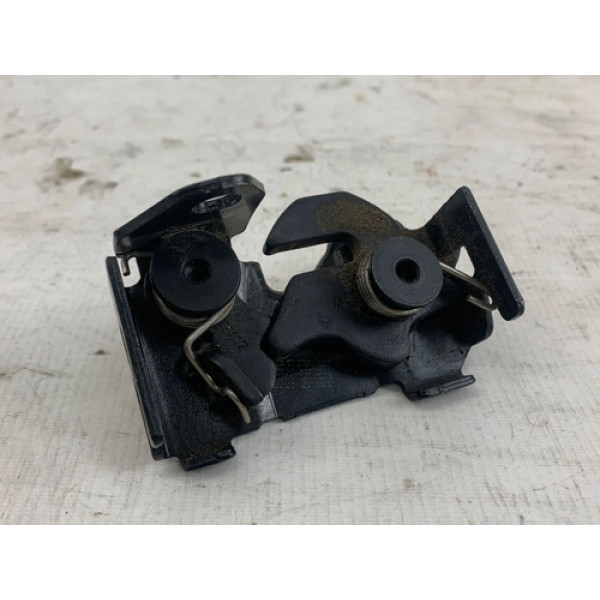 Trava Capo Mercedes C180 2011 2012 A2048800260