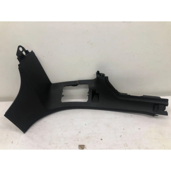 Moldura Coluna Interna Traseira Esquerda Volvo V70 00 06 Det