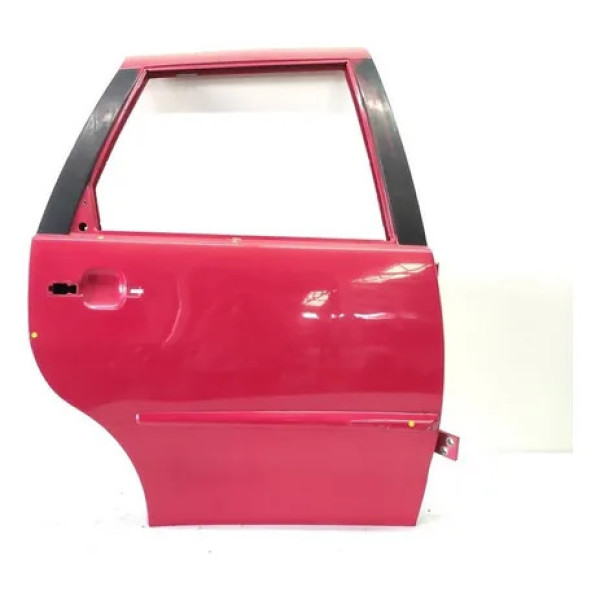 Porta Traseira Direita Polo Classic 1996 2000 * Detalhe