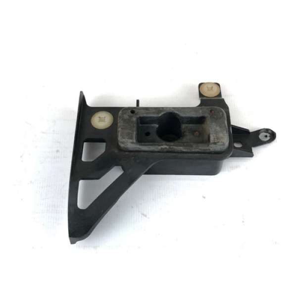 Suporte Para Choque Dianteiro Direito Cayenne 2011 2014