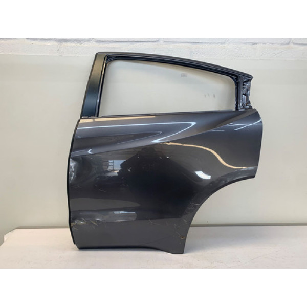 Porta Traseira Esquerda Honda Hrv 2018 2021 Detalhe Traseira Esquerdo Cinza