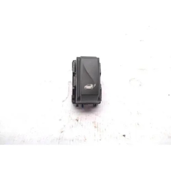 Botão Abertura Porta Malas Kwid 2018 2021