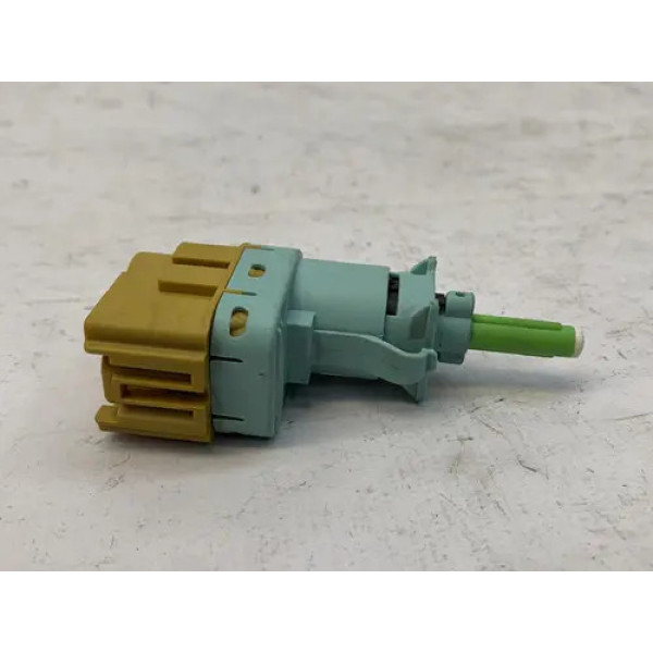 Interruptor Pedal Freio Renegade 1.8 Flex 2018 2021