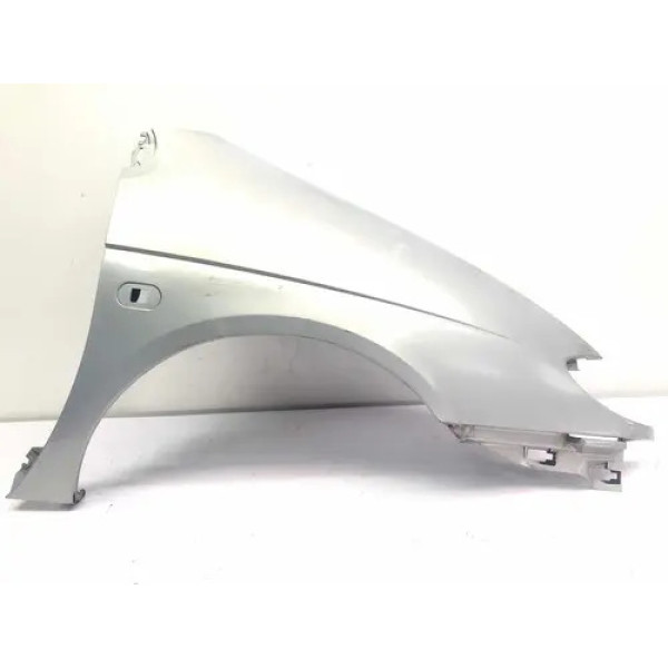 Para Lama Direito Prata Renault Scenic 2000 2007 Detalhe