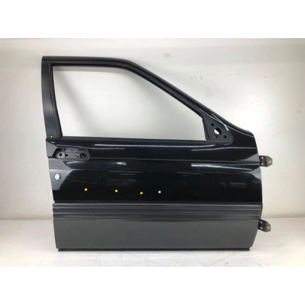 Porta Dianteira Direita Alfa Romeo 164 1993 1997 Detalhe Dianteira Direita Preto