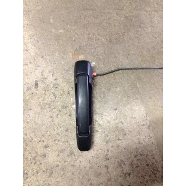 Maçaneta Externa Dianteira Direita - Subaru Forester (2001) Preto Dianteira