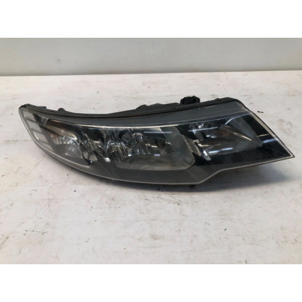 Farol Direito Kia Cerato 2009 2012 Para Recuperar Direito/passageiro
