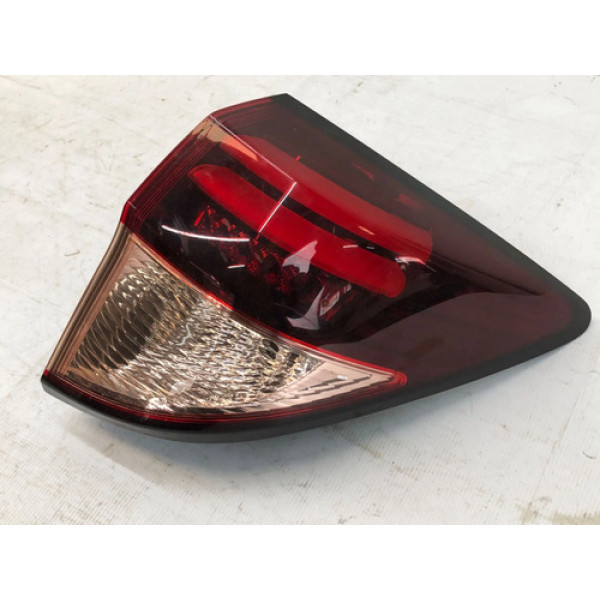 Lanterna Direita Honda Hrv Touring 2015 2018 Direito/passageiro Vermelho