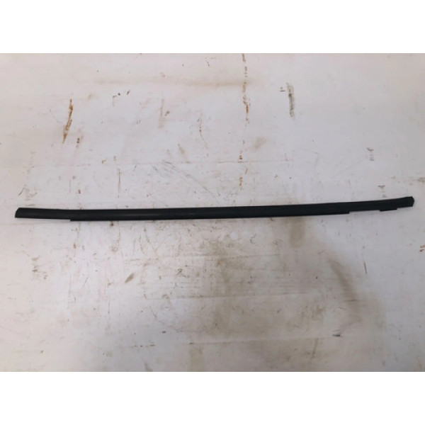 Pestana Externa Traseira Esquerda Gm Onix 2012 2019 Preto