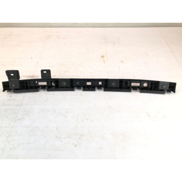 Guia Central Para Choque Central Cruze 2016 2023 Detalhe