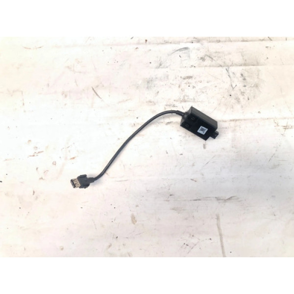 Tomada Usb Porta Objeto Painel Ford Ka 2014 2021