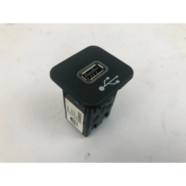 Entrada Tomada Usb Console Jeep Compass 2016 2021 735600659 Preto