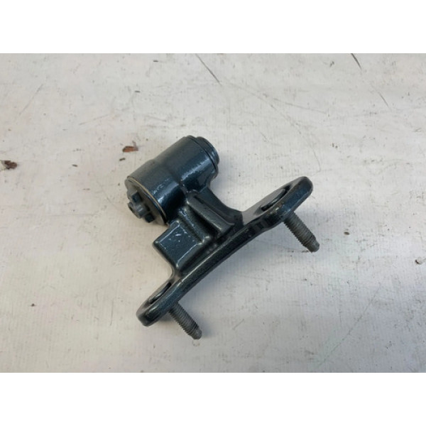 Dobradiça Porta Dianteira Direita Mercedes C180 2011 2012