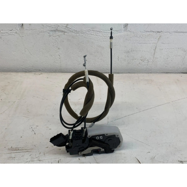 Fechadura Porta Dianteira Direita Nissan Versa 2012 2019