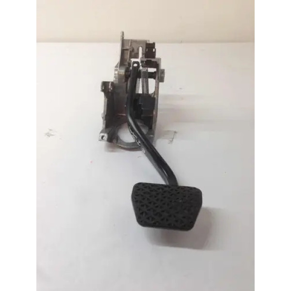 Pedal Freio - Bmw 120i 2008