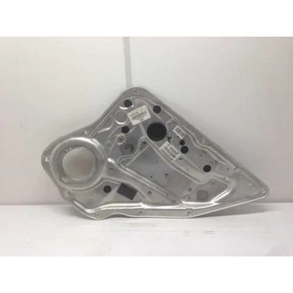 Suporte Forro Maquina Traseiro Direito Porta C200 2008 2011