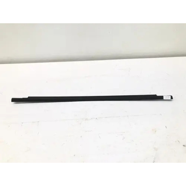 Pestana Externa Traseira Direita Vw Passat Variant 1997 2000 Preto