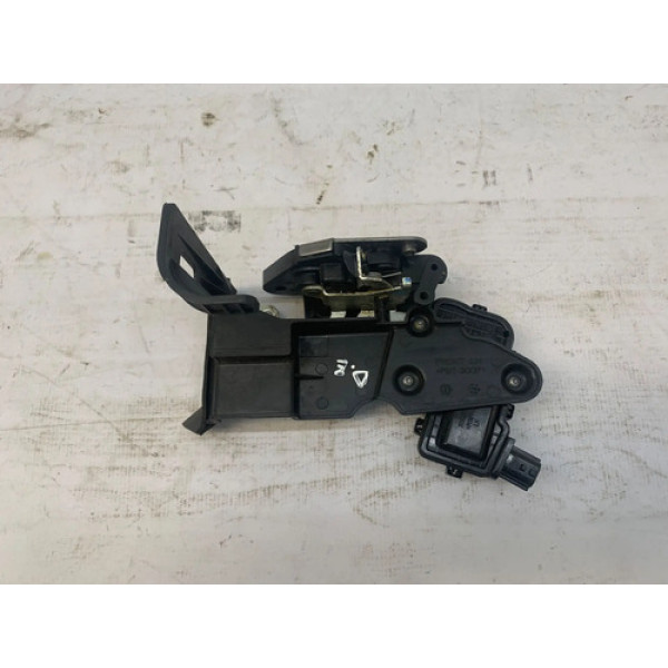 Fechadura Porta Dianteira Esquerda Renault Kwid 2017 2025