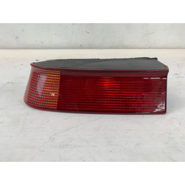 Lanterna Esquerda Alfa Romeo 164 1993 1997 60566141 Esquerdo/motorista Vermelho