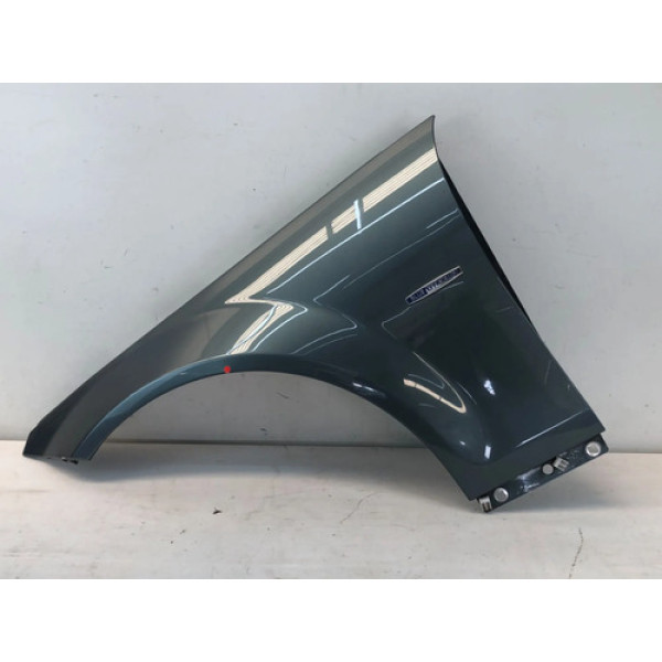 Para Lama Esquerdo Mercedes C180 2011 2012 Detalhe